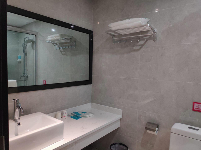 Bathroom 3, Huamei Hotel (Guangan South Railway Station), Guang'an
