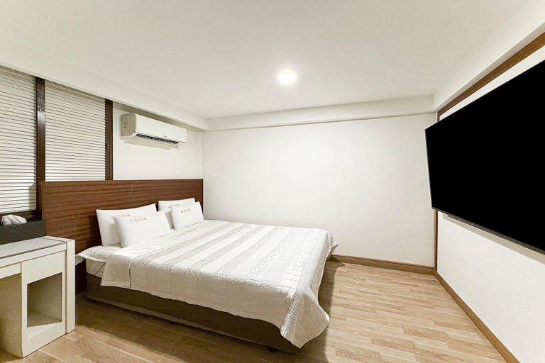 Bedroom 2, Yeosu One Self check-in Motel, Yeosu