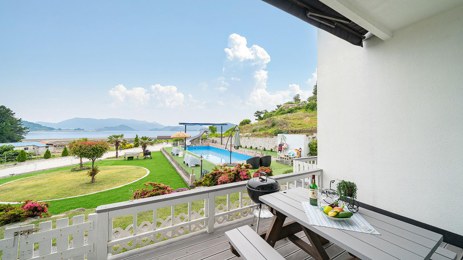 Others 3, Yeosu Carpe Diem Pension, Yeosu