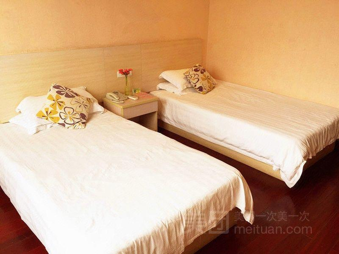 Bedroom 2, Junyi Business Hotel, Zhoushan