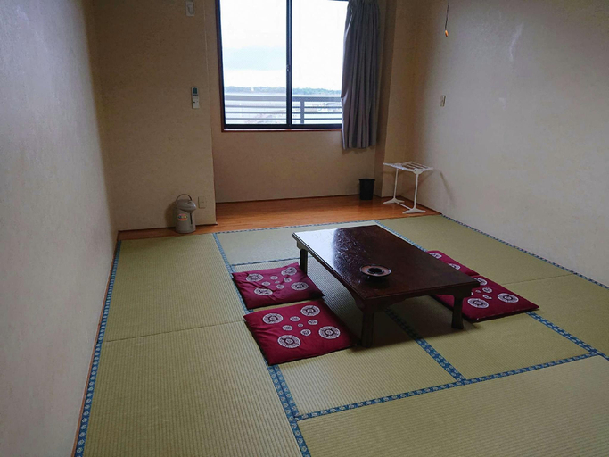 Bedroom 2, Sazanami, Isshiki