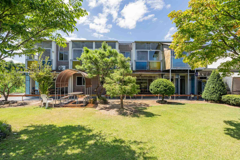 Others 4, Yongin Everleeum Pension, Gwangju