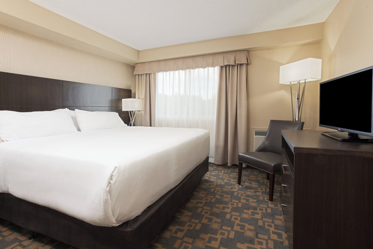 Bedroom 5, Holiday Inn Express & Suites FREDERICTON by IHG, York