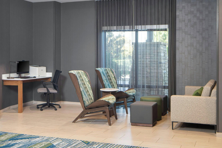 Public Area 2, SpringHill Suites by Marriott Pigeon Forge, Sevier