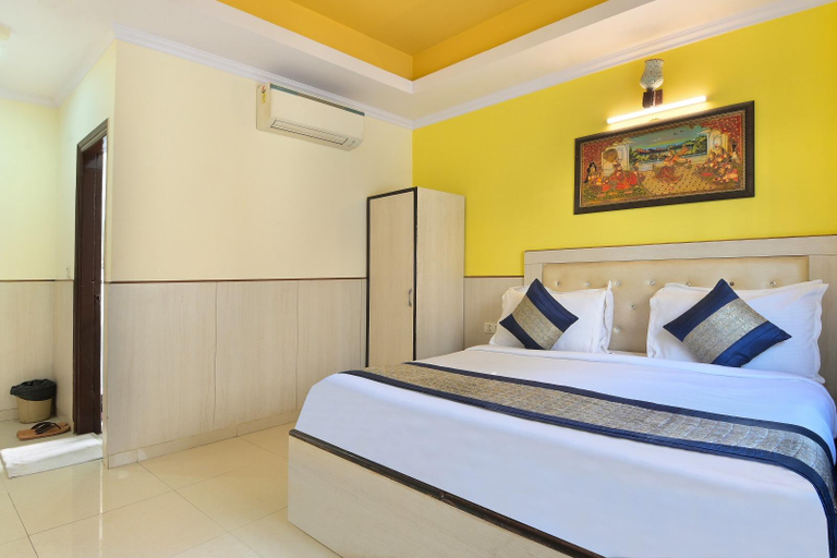 Bedroom, Airport Hotel Golden Bliss , Delhi