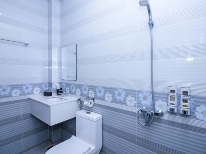 Bathroom 3, Anh Thao Hotel Quy Nhơn, Qui Nhơn