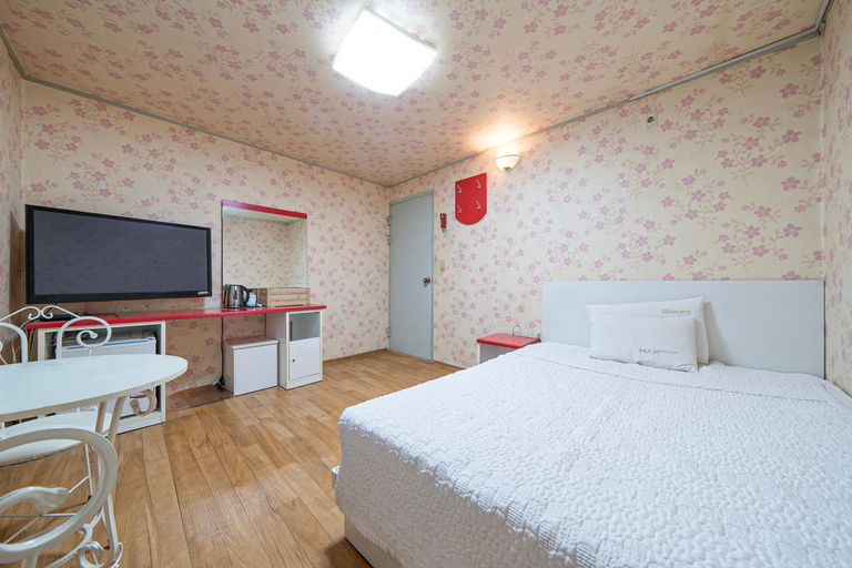 Bedroom 2, Pohang Daejam-dong Kuti, Pohang