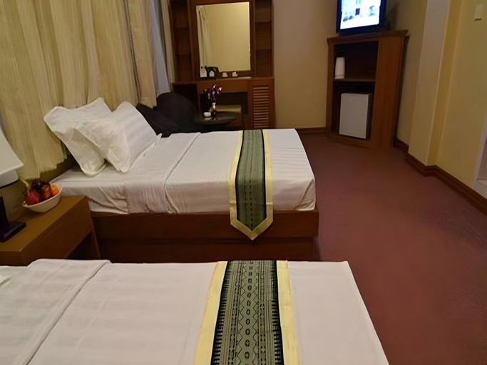 Bedroom, Kyi Tin Hotel, Mandalay