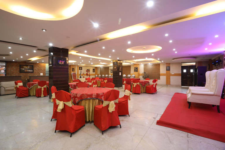 Food & Drinks 5, Le Grand Regency Hotel, Gautam Buddha Nagar