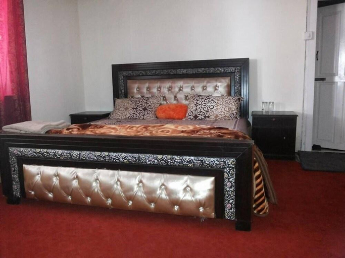 Bedroom 3, Hotel Kashmir Lodge, Azad Kashmir