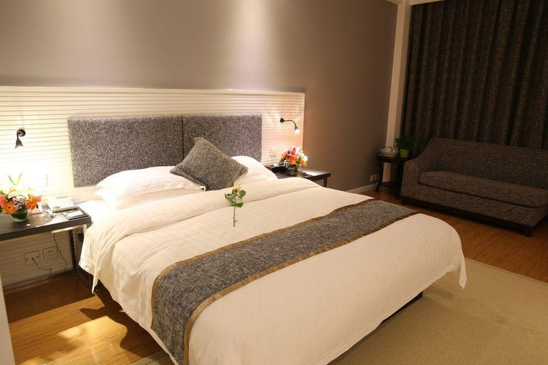 Bedroom 2, Crystal Hotel, Huizhou