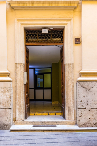 Exterior detail, Estate4home - Galleria Chantant Napoli, Napoli