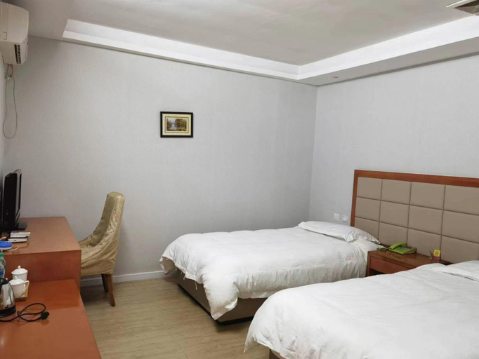 Bedroom 2, Lijin Hotel, Huludao