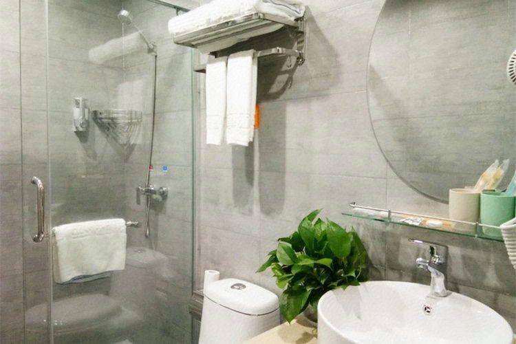Bathroom, Huayi Hotel (Hangzhou Xingqiao store), Hangzhou