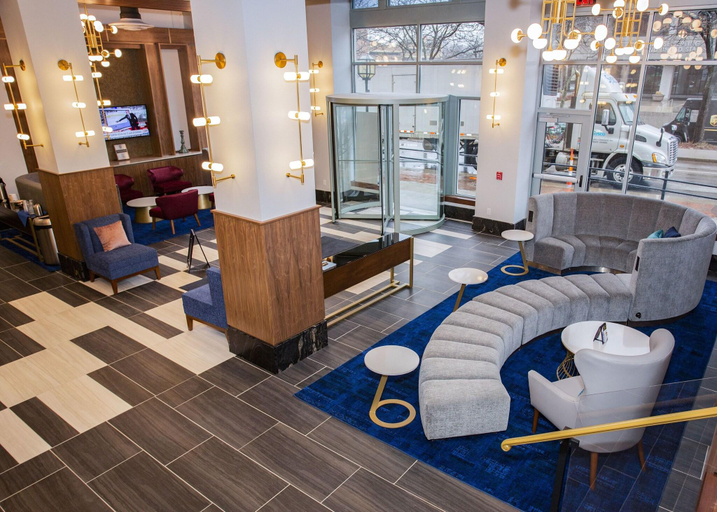 Public Area 3, BLU-Tique, Akron, a Tribute Portfolio Hotel, Summit