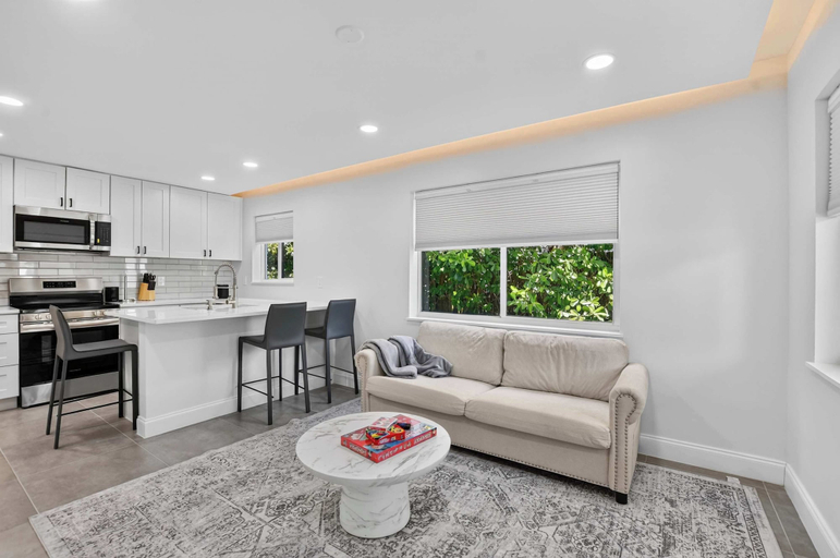 Interior, Coveside Hideaway 2 - Coastal Getaway, Broward