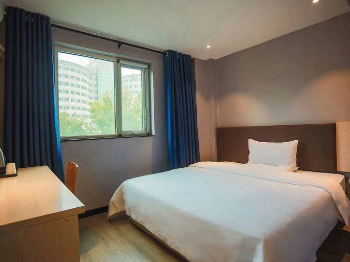 Bedroom 2, 7 Premium Hotel (Jiaozuo railway station & Jianshe Road), Jiaozuo