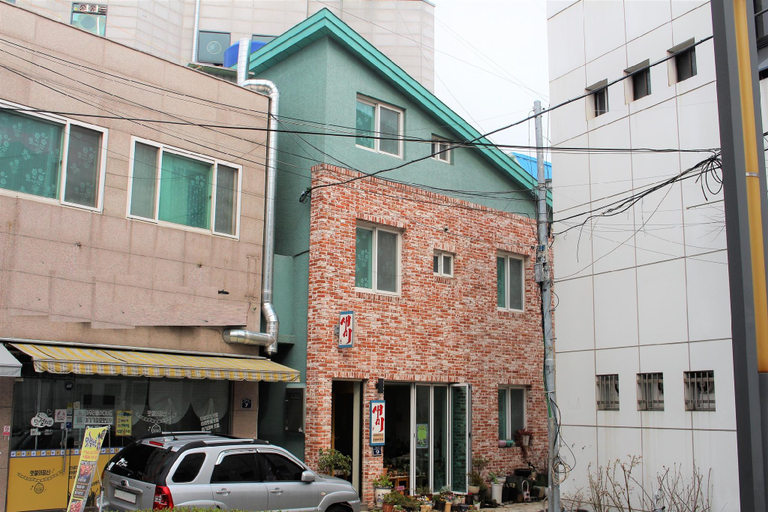 Exterior & Views 5, Tongyeong Sammy Guesthouse Pension, Tongyeong