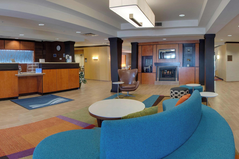 Public Area 2, Fairfield Inn & Suites Clermont, Lake