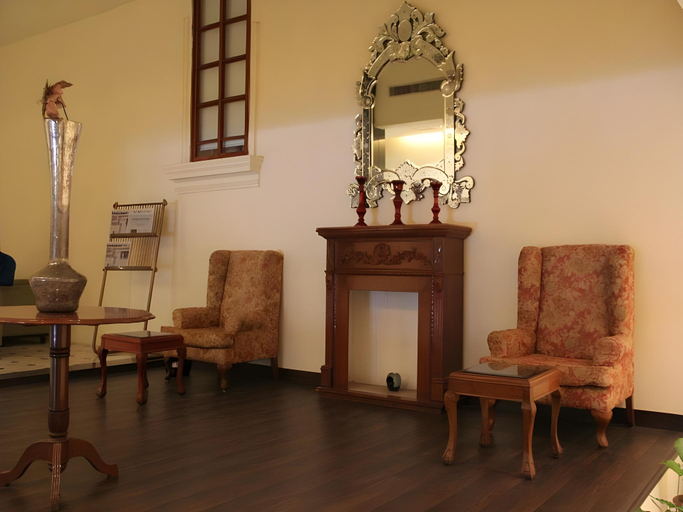 Public Area 2, Jukaso Inn, Delhi