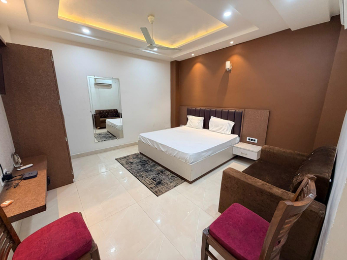 Bedroom 1, The kashish crown , Unnao