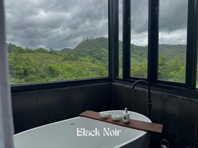 Bathroom 3, Yazama Homestay, Mae Taeng