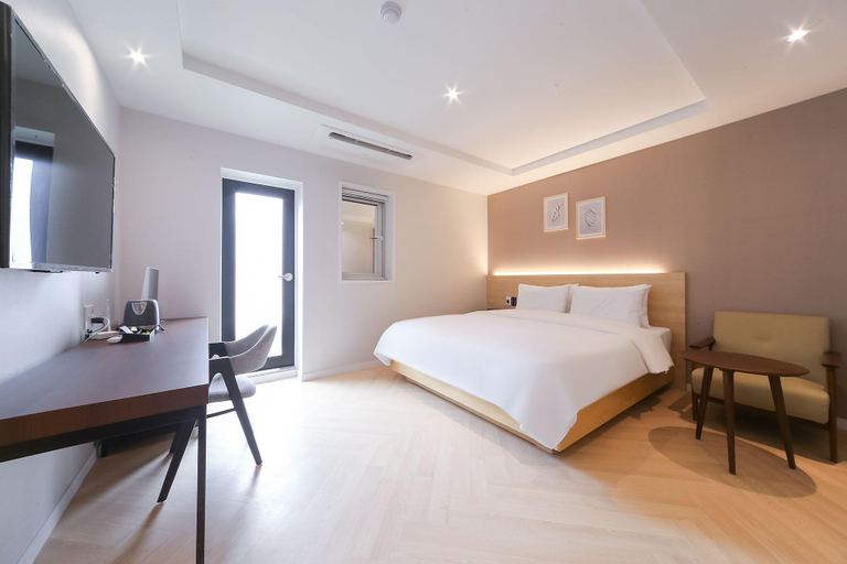 Bedroom 2, Busan Daeyeondong Hotel Bosco, Nam