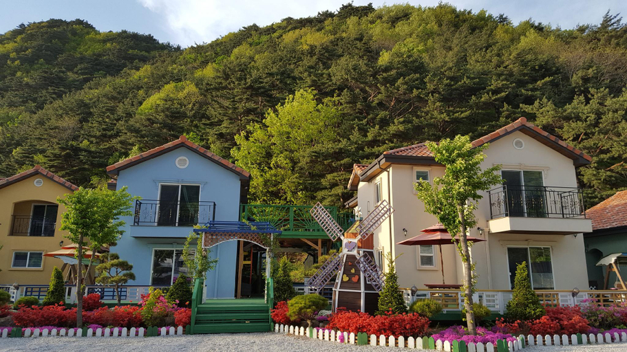 Exterior & Views 5, Muju The Day Pension, Muju