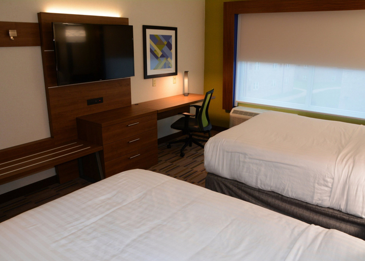 Bedroom 5, Holiday Inn Express & Suites PITTSBURGH - MONROEVILLE, Allegheny