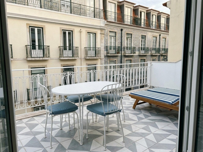 Primary image, Central Lisbon 3-bed Apt, Lisbon
