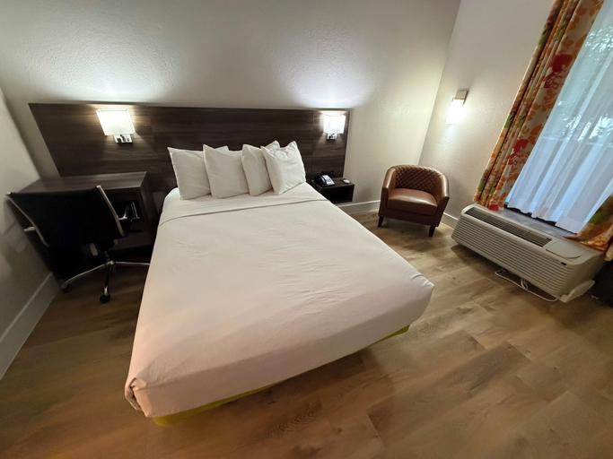 Bedroom 3, SureStay by Best Western Irving Grapevine DFW North, Irving