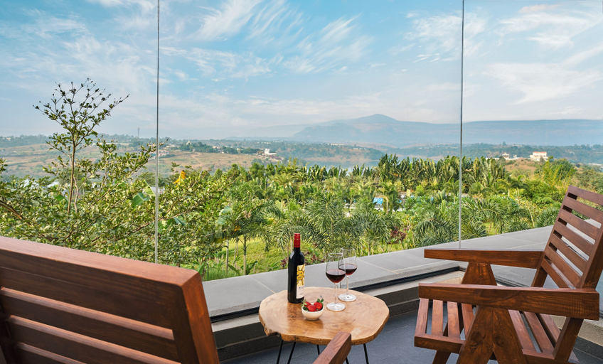 Room 4, Zoa Retreat A Luxury Boutique Resort, Kamshet-Lonavala, Pune