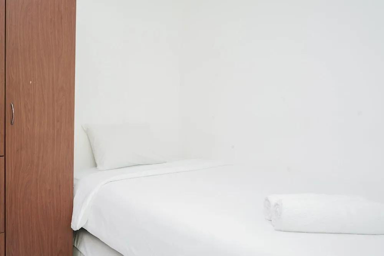 Bedroom 2, Modern Comfy 2BR Casa De Parco Apartment, Tangerang