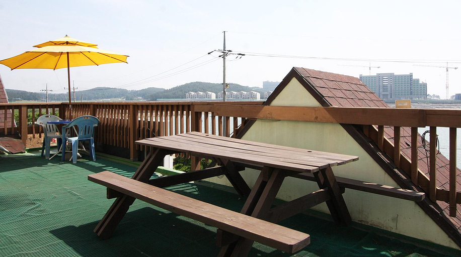 Others 3, Taean Sunset Jinsan Pension, Taean