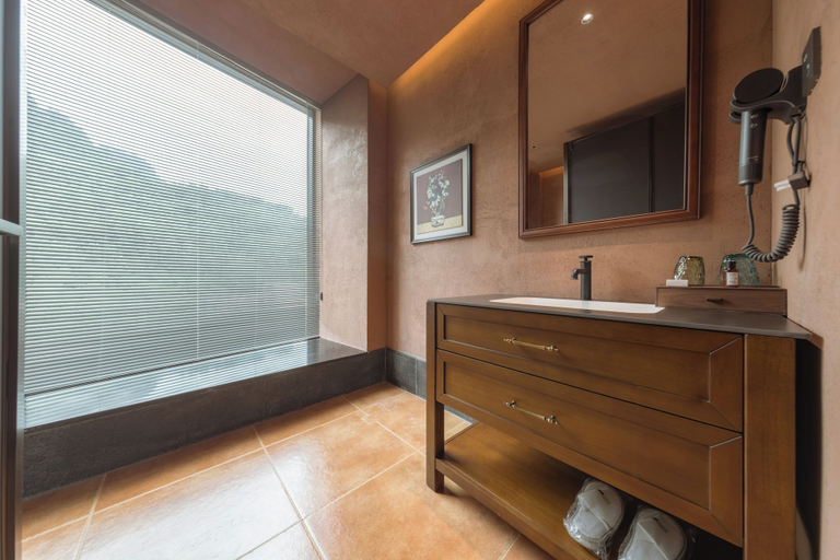 Bathroom 4, Sun Valley Resort, Zhangjiajie