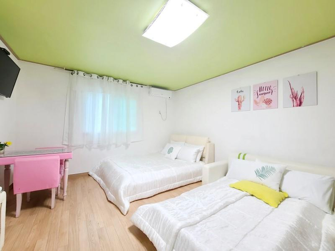 Bedroom 2, Gapyeong Draw You Pension, Gapyeong