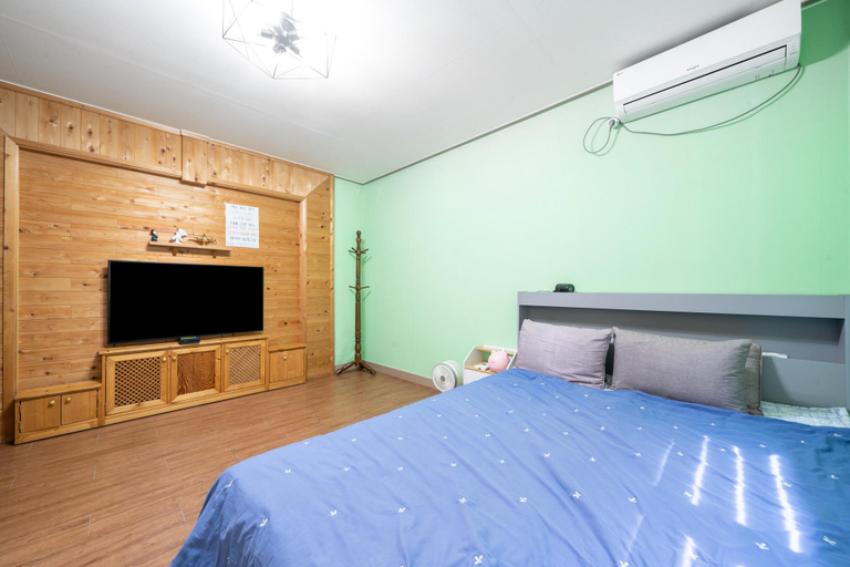 Bedroom 2, Boryeong (Daecheon) Moa Pension, Boryeong