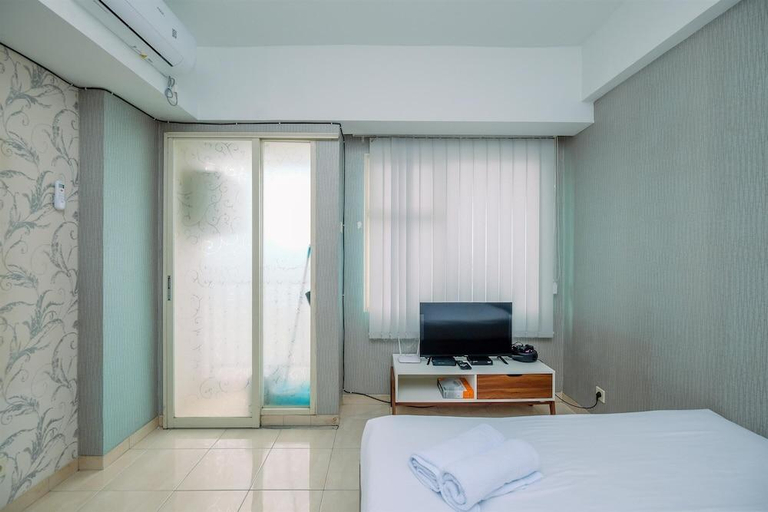 3, Comfy Studio Apartment At Margonda Residence 3, Depok