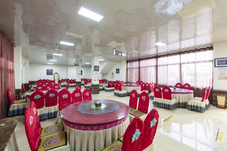 Food & Drinks, Guangyi Hotel, Chuxiong Yi