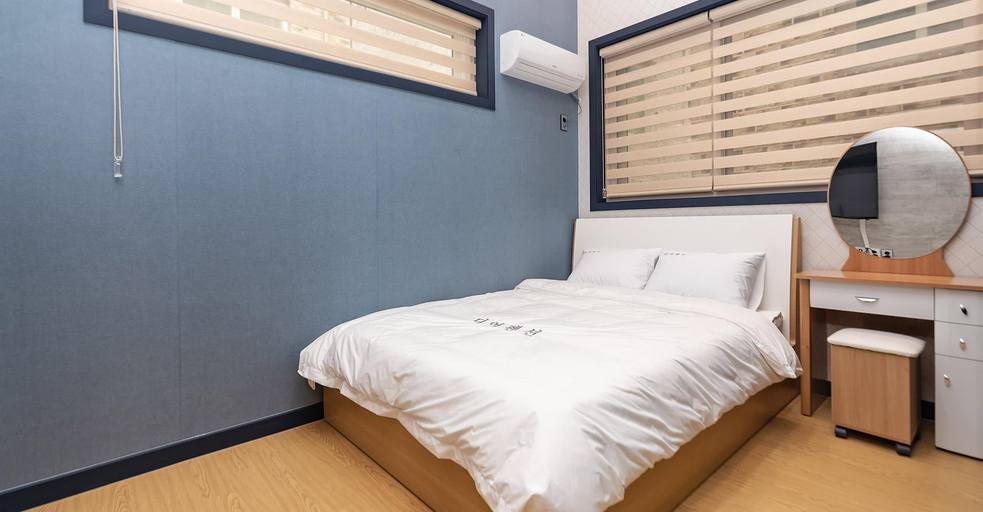Bedroom 2, Boryeong Dear Pension, Boryeong