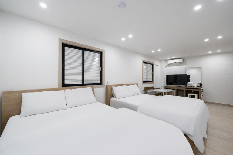 Bedroom 4, Buyeo Paradise, Buyeo