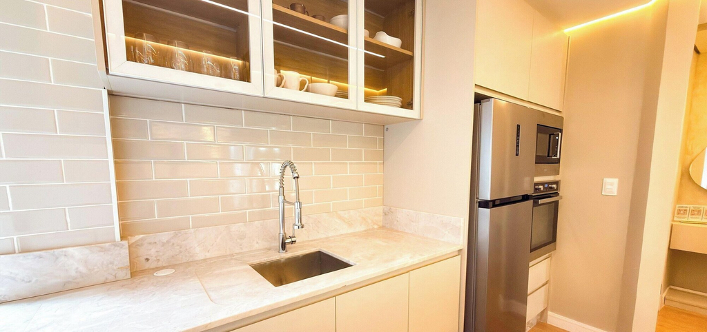 Private kitchen 5, ASA 2 Suites Pe na Areia Vista mar BC, Balneário Arroio do Silva