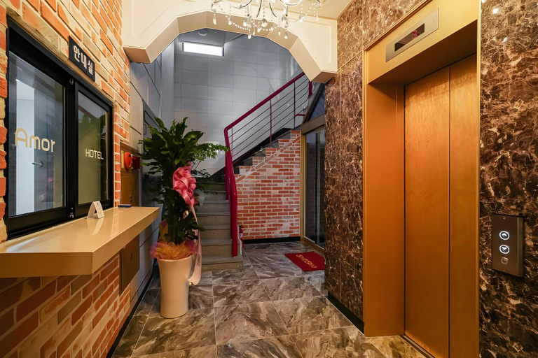 Others 3, Changwon Amor Hotel, Masan