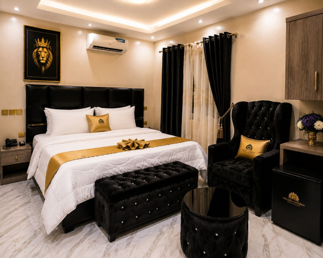 Room 4, Golden Garden Hotel & Suites, Kosofe