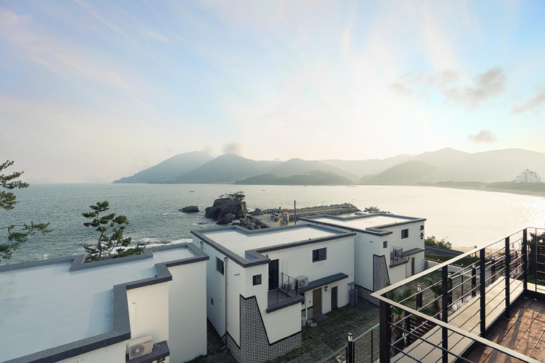 Others 3, Namhae Noble Ancube Pension, Namhae