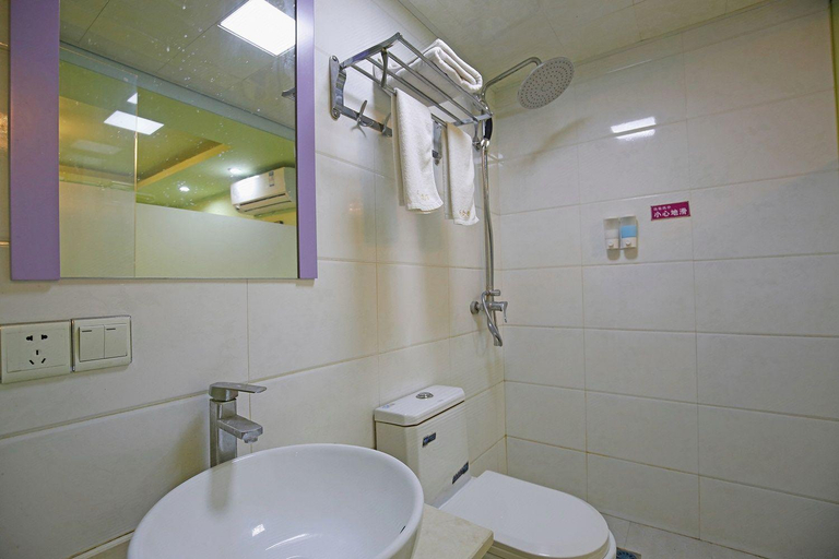 Bathroom 3, Baihe Business Hotel, Chengdu