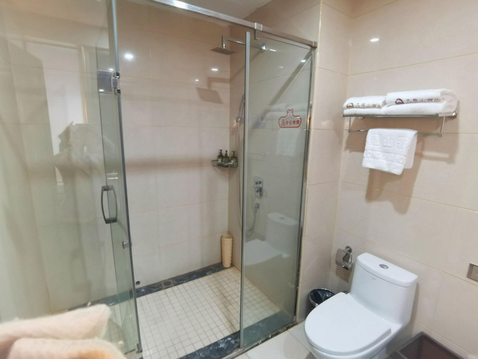 Bathroom 3, JIU LONG MOUNTAIN INTERNATIONAL HOT SPRINGS HOTEL, Baoji