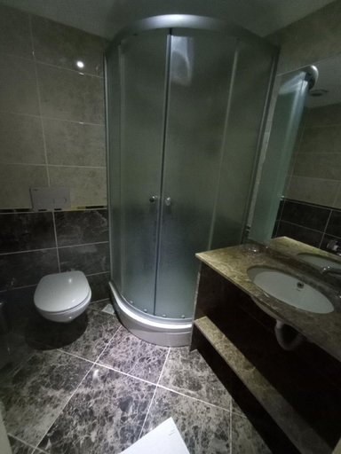 Bathroom 5, Ceren Otel, Izmit