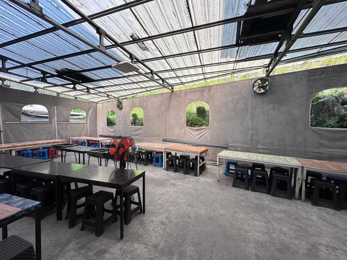 Food & Drinks, Eulwangri Starlight Sea Pension, Jung