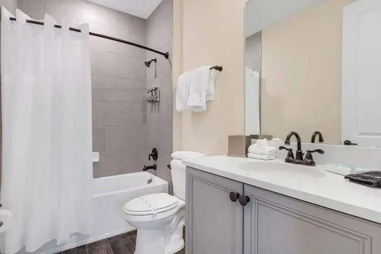 Bathroom 2, Caribbean Dreamin Vibrant Margaritaville Resort, Osceola